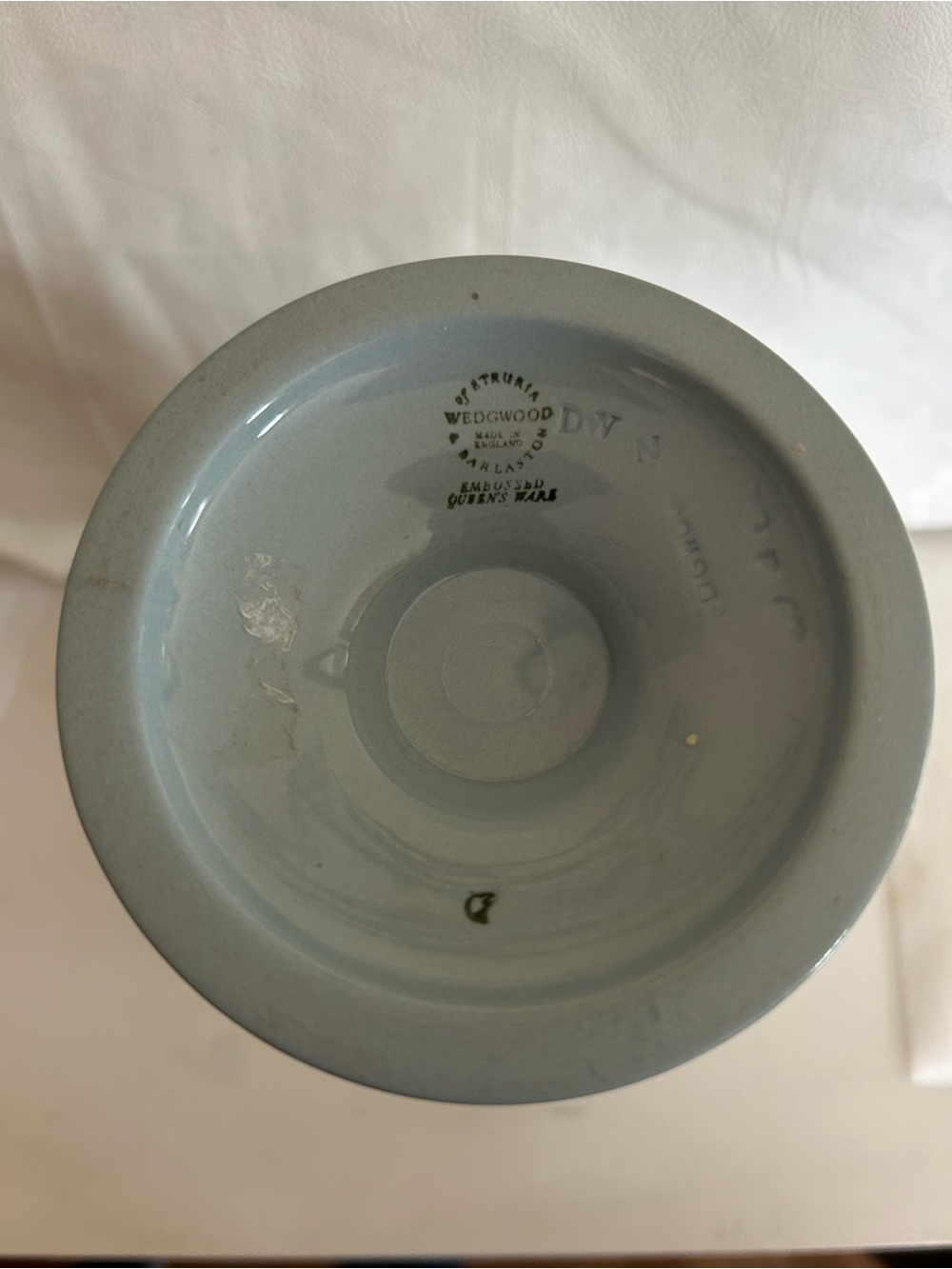 Wedgwood Trumpet Vase - Picture 6 of 6